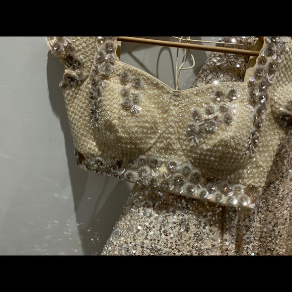 Heavy lengha all sequins and heavy blouse - Picture 7 of 7